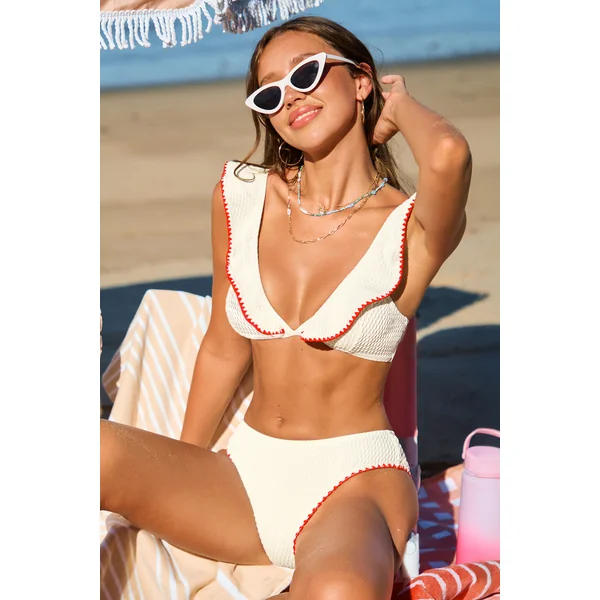 Bikini blanc garniture à volants taille basse