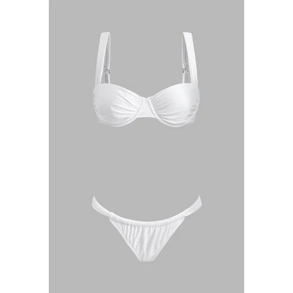 Bikini col cœur taille basse
