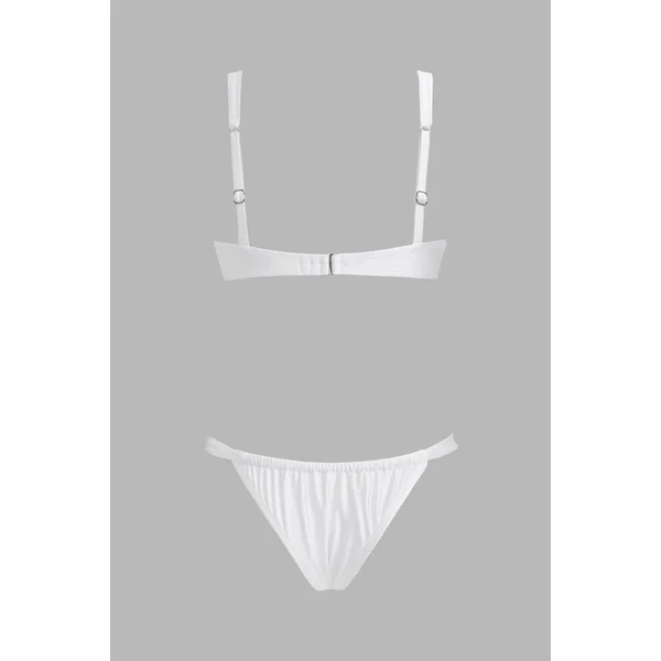 Bikini col cœur taille basse