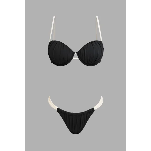 Bikini col diamant armature taille basse