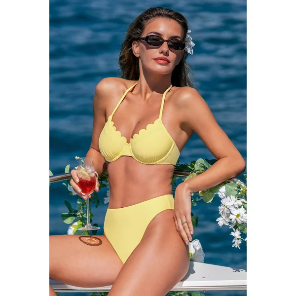 Bikini jaune à armature et col scoop