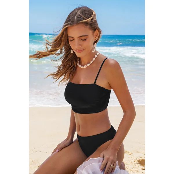 Bikini noir col carré et bas taille moyenne