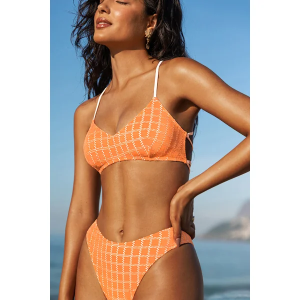 Bikini orange bretelles ajustables et bas échancré