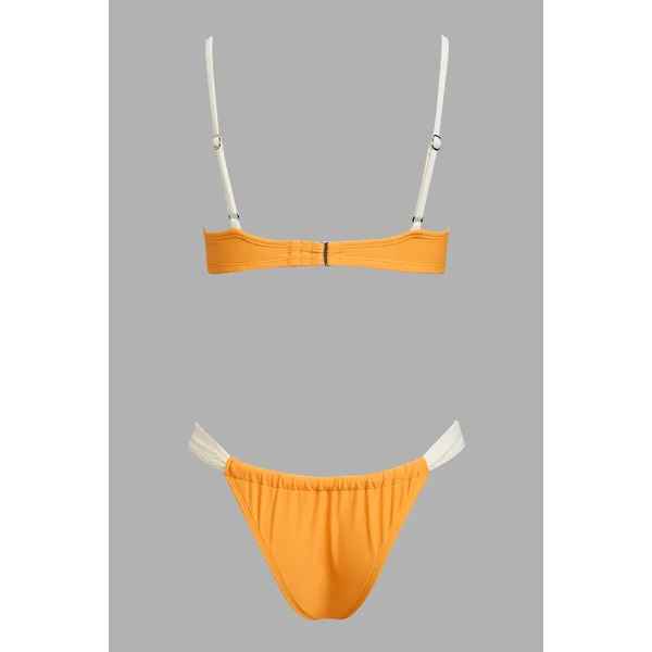 Bikini orange col cœur armature