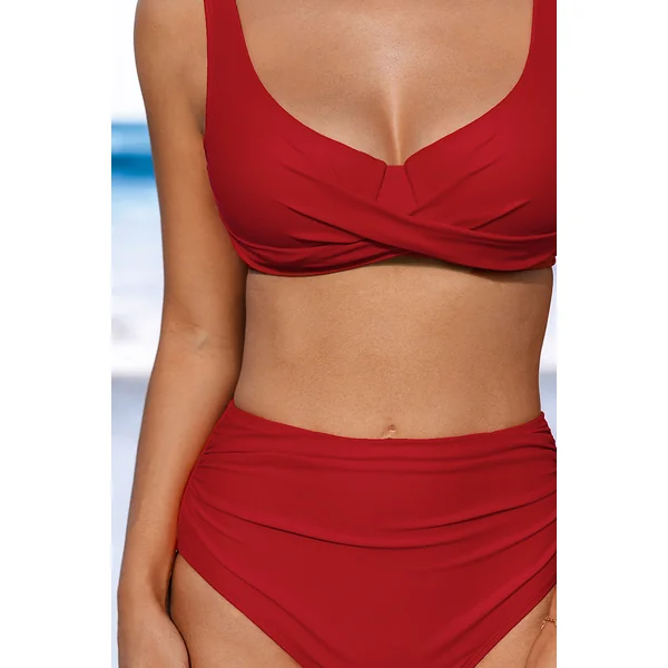 Bikini rouge bonnets moulés
