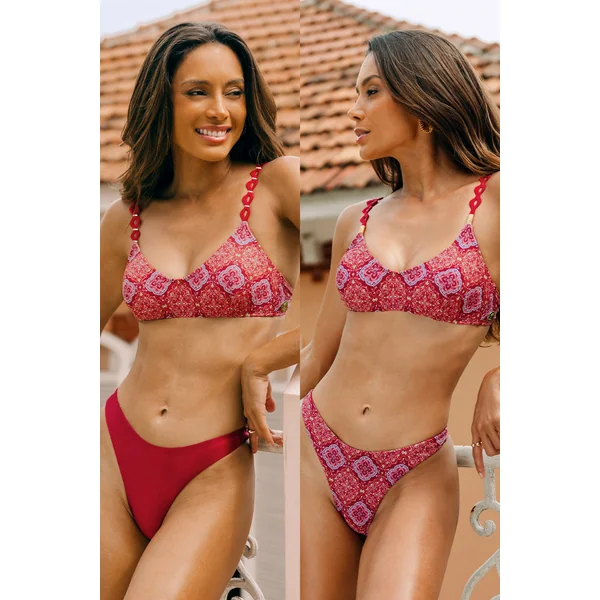 Bikini rouge bretelles ajustables et bas ultra échancré