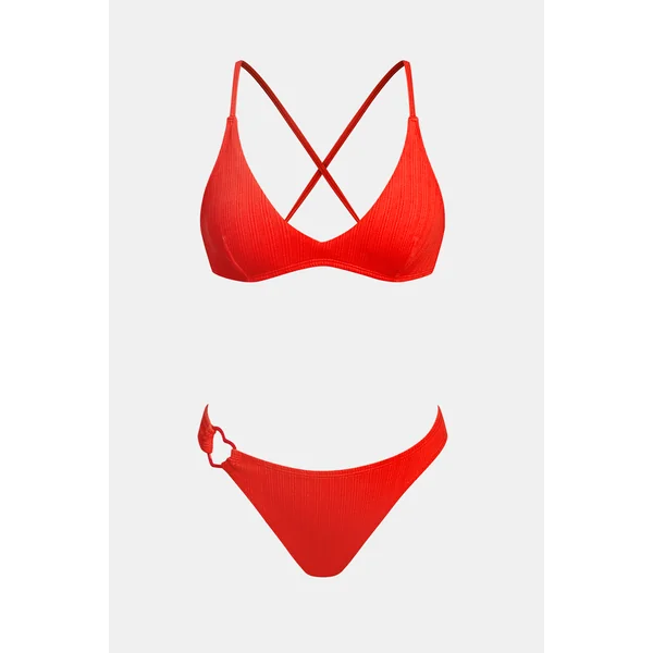 Bikini rouge à anneau