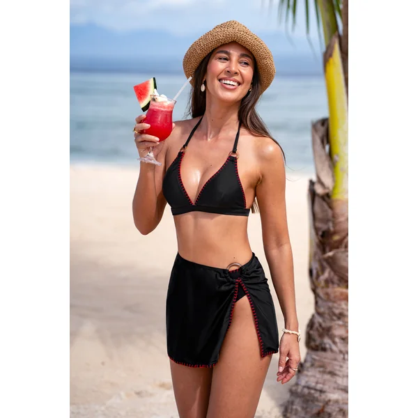 Bikini trois pièces noir bretelles ajustables avec paréo
