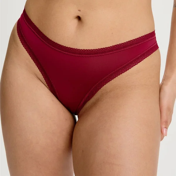 Blush - Culotte Tanga/String en microfibre avec bordure en dentelle Bois de Rose Medium