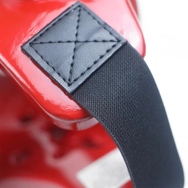 Casque karaté et taekwondo Adidas - rouge