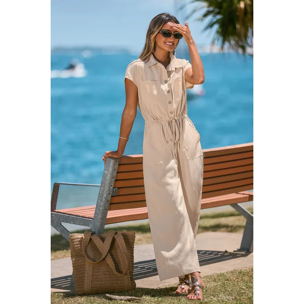 Combinaison beige à cordon