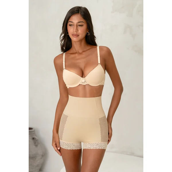 Culotte gainante couleur nude