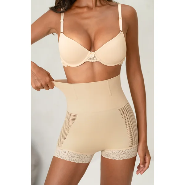 Culotte gainante couleur nude