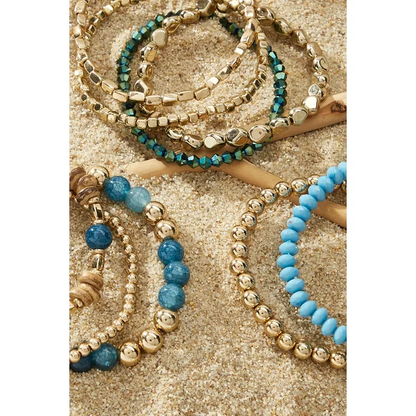 Ensemble de bracelets perlés