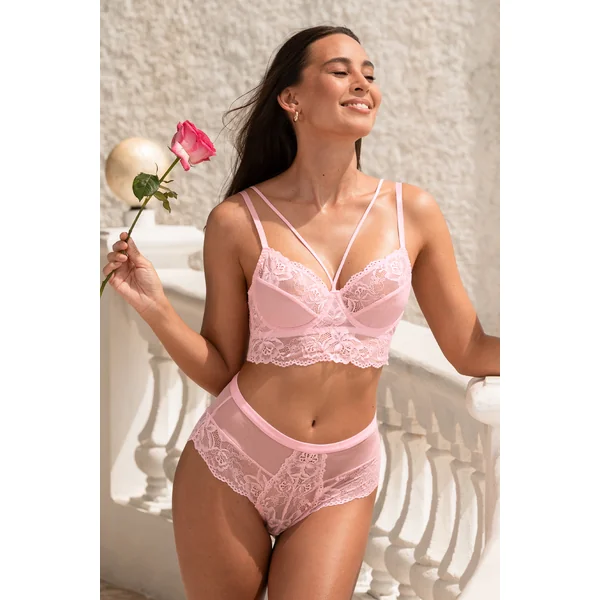 Ensemble de lingerie rose dentelle