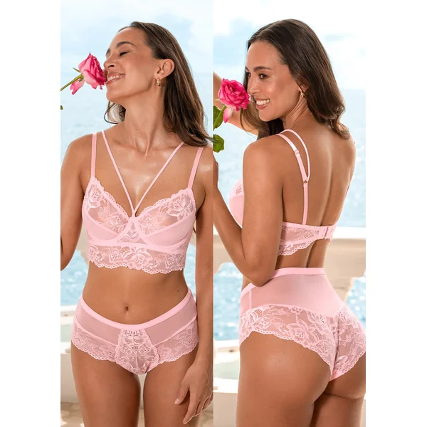 Ensemble de lingerie rose dentelle