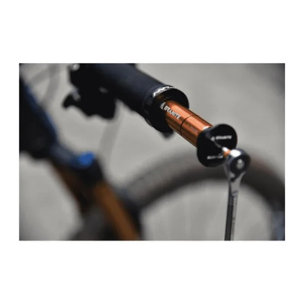 GRANITE Bouchon de cintre kit réparation Tubeless orange Stash Tool