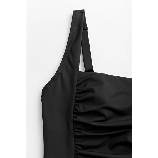 Maillot de bain une pièce amincissant à col carré noir