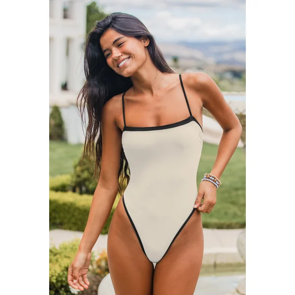 Maillot de bain une pièce crème