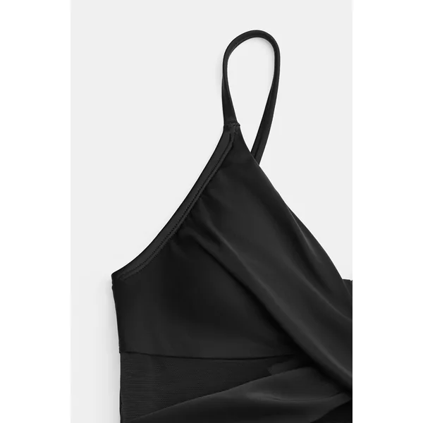Maillot de bain une pièce en mesh à emballage découpé