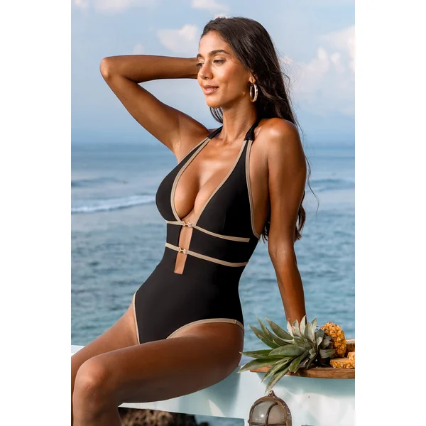 Maillot de bain une pièce noir au style intemporel