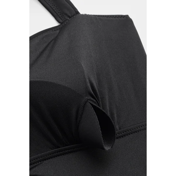 Maillot de bain une pièce noir bas jambe standard ventre plat