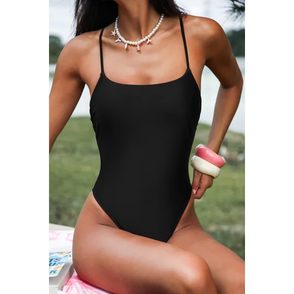 Maillot de bain une pièce noir à col carré