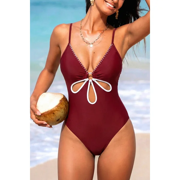 Maillot de bain une pièce rouge col diamant à découpes