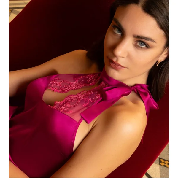 Nuisette sexy à nouer en tour de cou Splendeur Soie Rouge Carmin