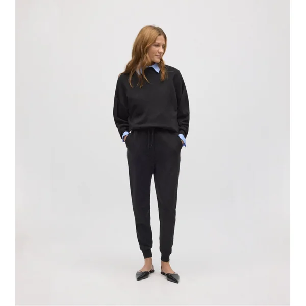 Pantalon de jogging noir pour femme resserré aux chevilles