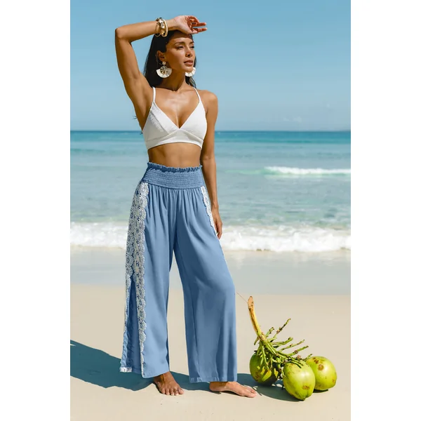 Pantalon de plage bleu taille smockée coupe ample