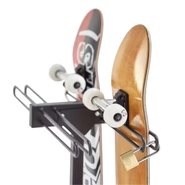 Range 4 Skateboards sur Pied avec Antivol