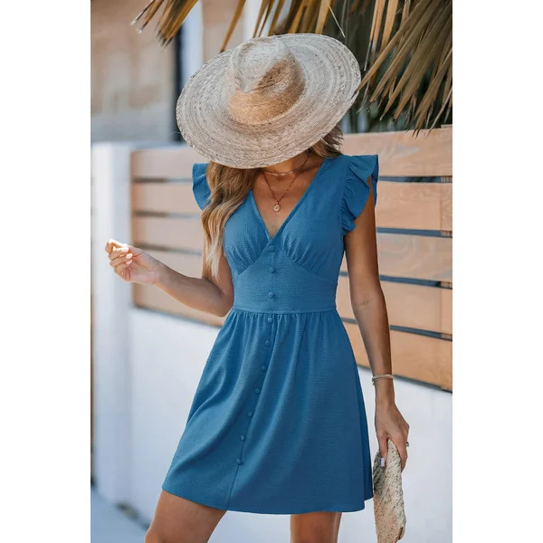 Robe courte bleue manches flottantes