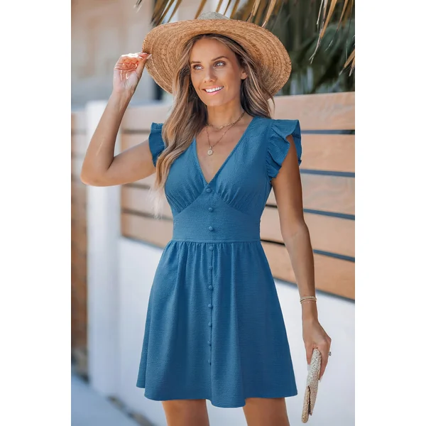 Robe courte bleue manches flottantes