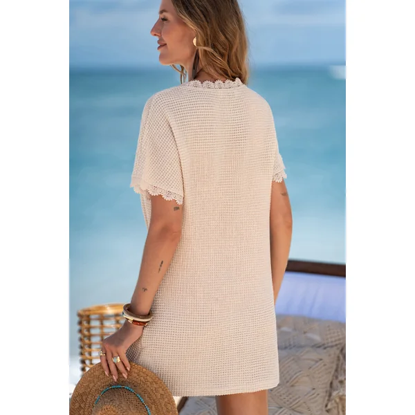 Robe courte cover up de plage beige à l’allure douce