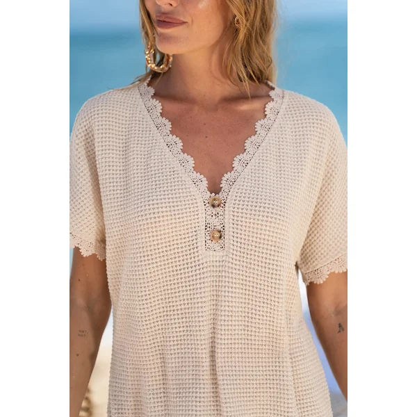 Robe courte cover up de plage beige à l’allure douce