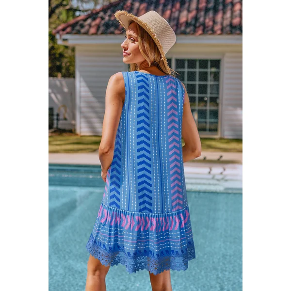 Robe courte cover up de plage géométrique au style moderne