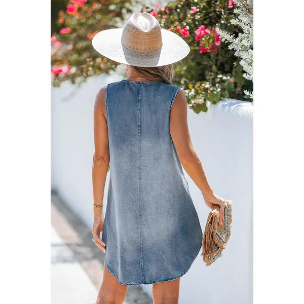 Robe courte en denim sans manches