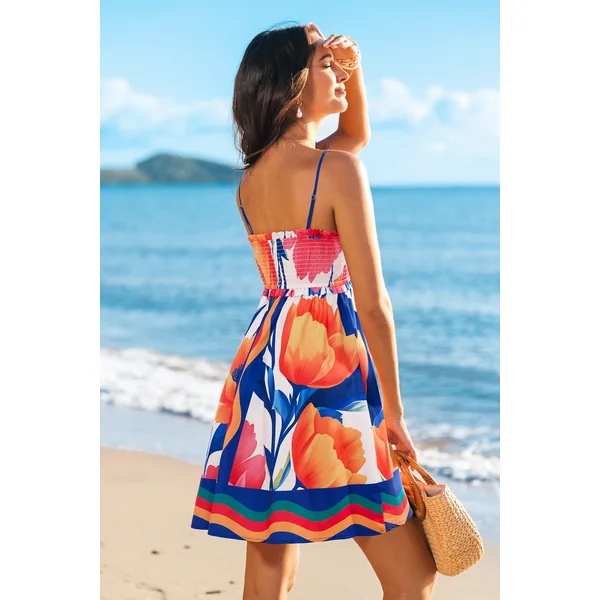 Robe courte fleurie smockée