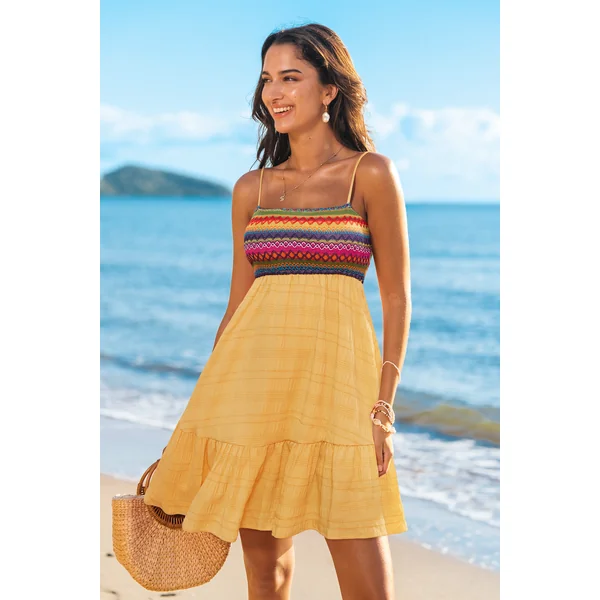 Robe courte jaune col carré