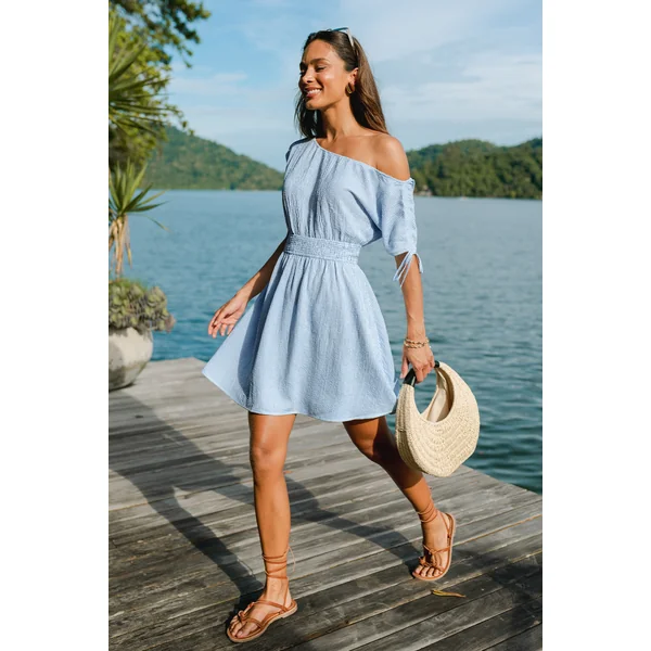 Robe courte rayée sans manches
