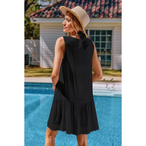 Robe cover up courte noire col V
