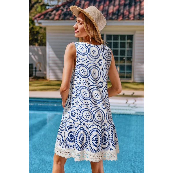 Robe cover up courte ornée