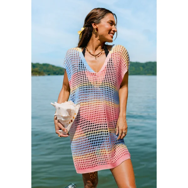 Robe cover up courte rayée au style estival
