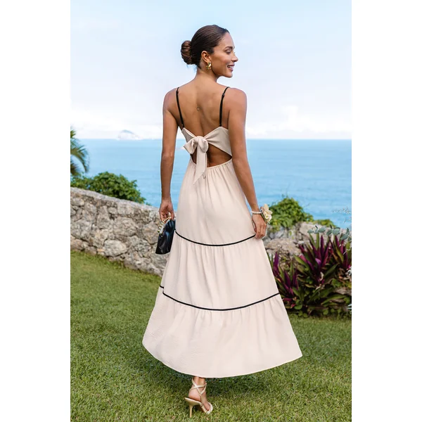 Robe longue beige col V sans manches