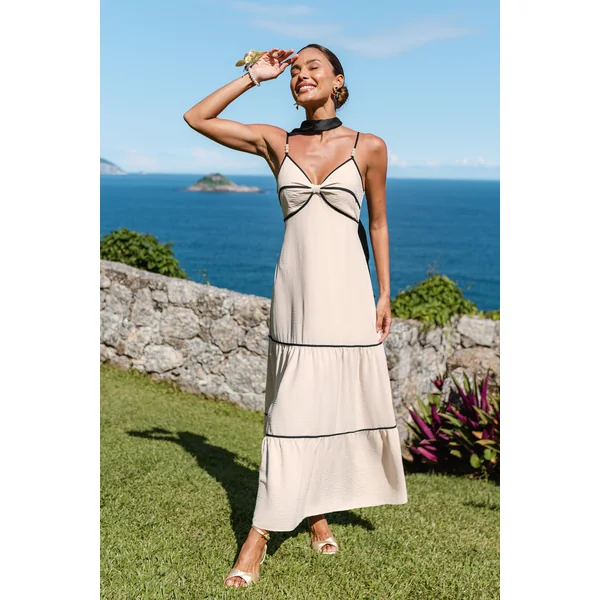 Robe longue beige col V sans manches