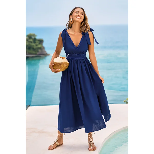 Robe longue bleu marine col plongeant