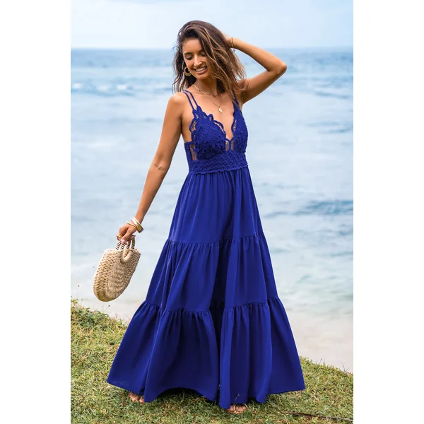 Robe longue bleue col V dentelle contrastée