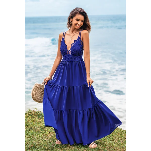 Robe longue bleue col V dentelle contrastée