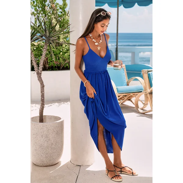 Robe longue bleue estivale